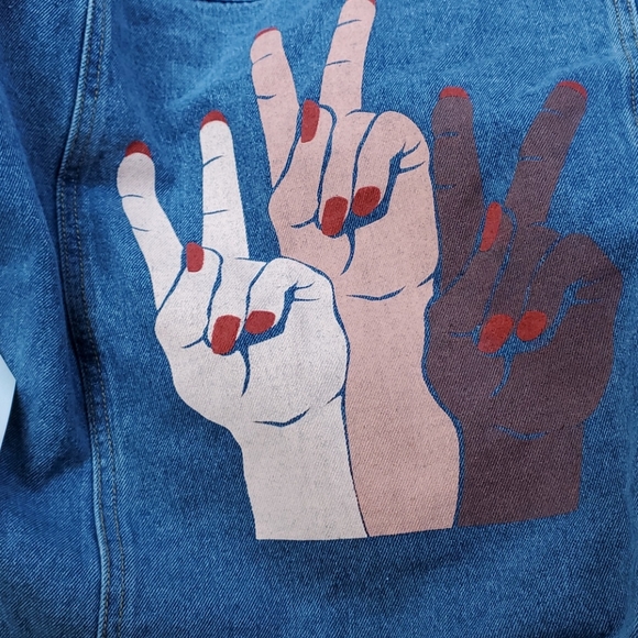 Sadie and sage denim peace sign trucker jacket - Picture 2 of 14